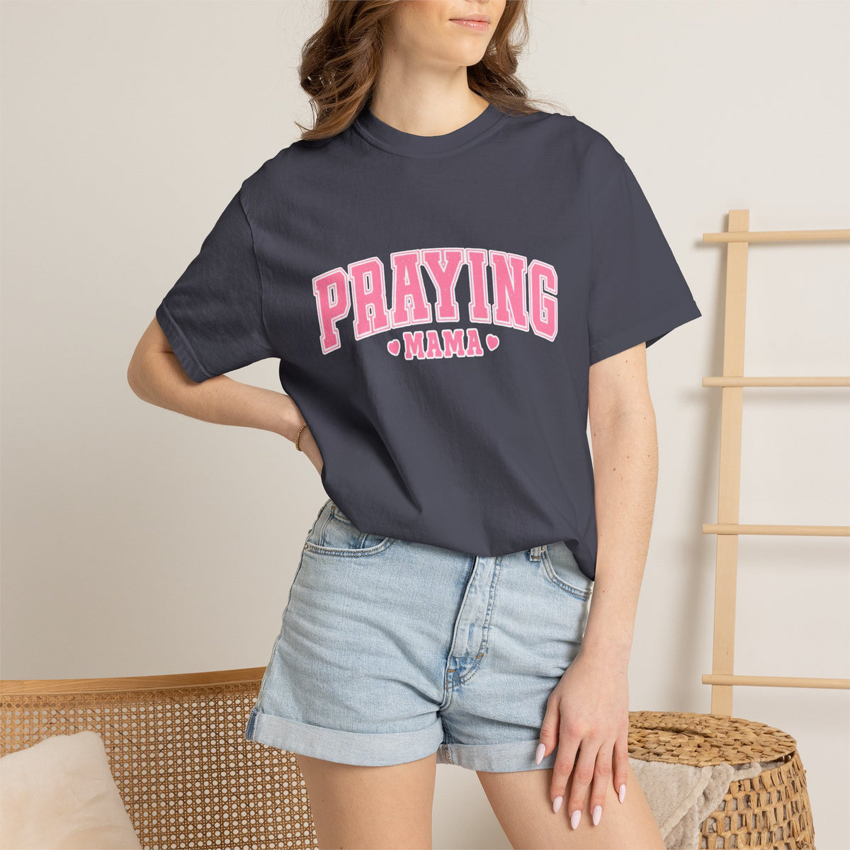 Praying Mama T-Shirt — Faith-Inspired Women's Prayer Tee